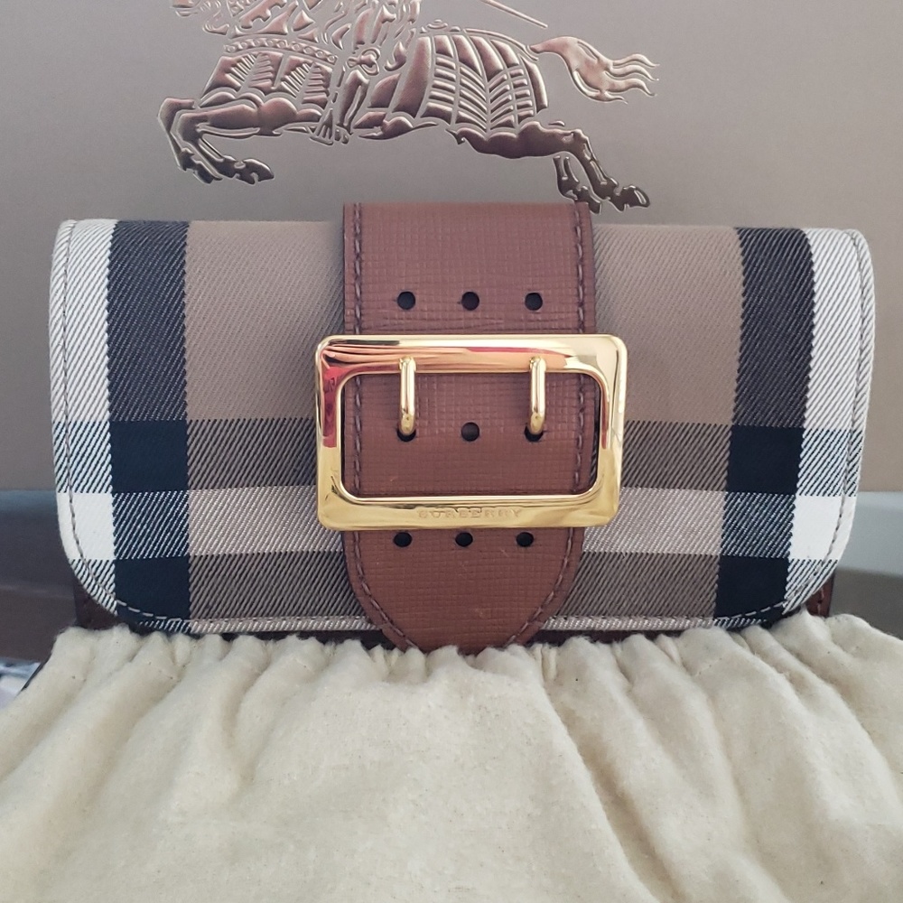 Burberry Bridle Madison Small Bucket Bag